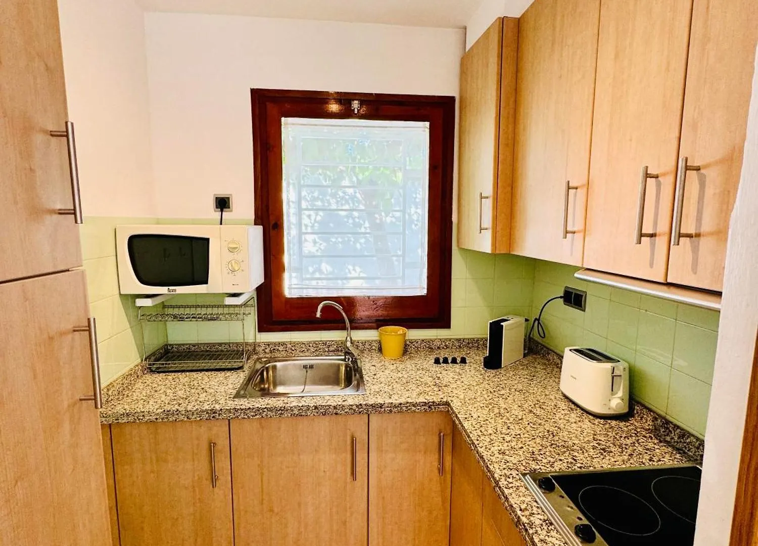 Holiday home Les Cases Del Vent I Calafat Spain